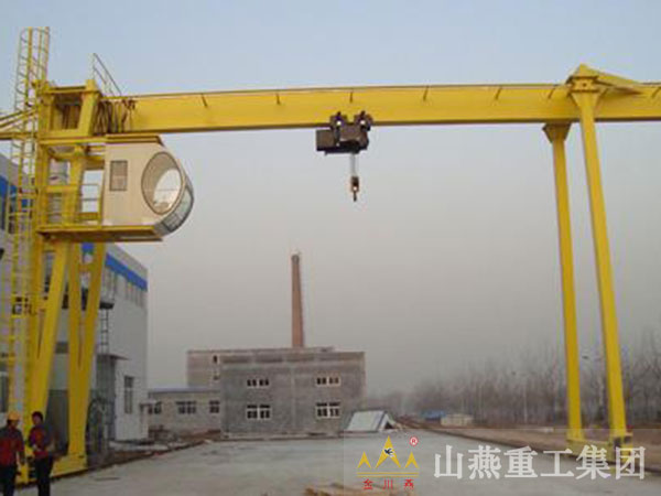 龍門(mén)起重機(jī)有哪些類(lèi)型？主要用途和特征是什么？